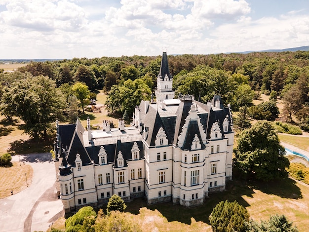 Hotel w zamku wyjątkowy nocleg pełen historii